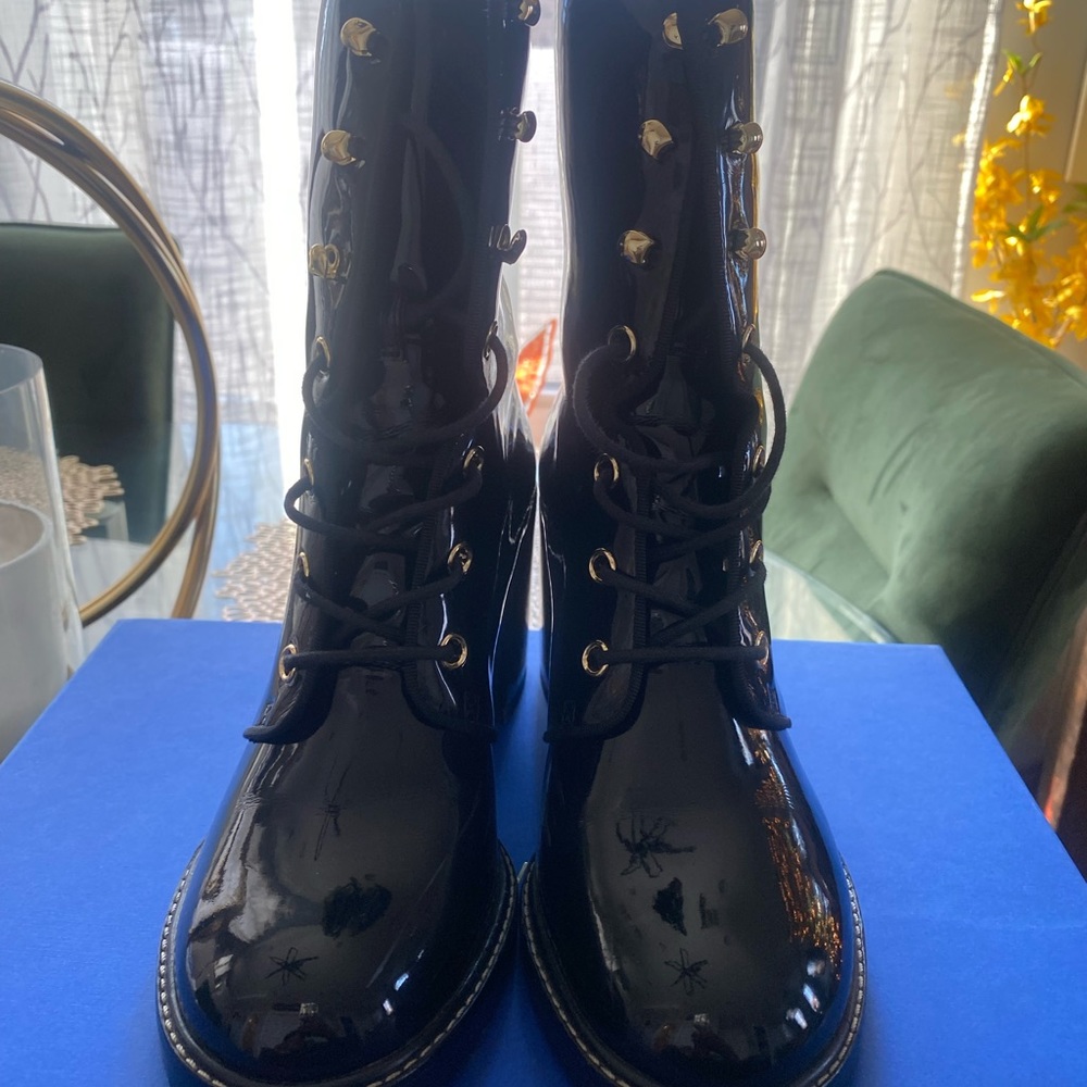 Stuart Weitzman Boots